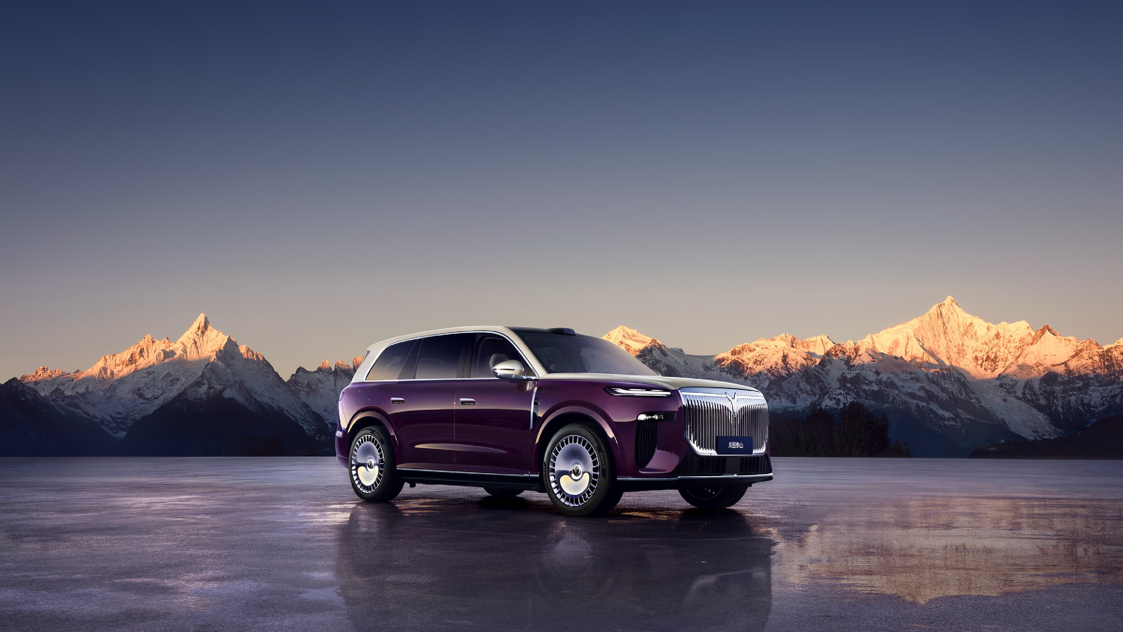 Гибридный автомобиль Voyah Taishan PHEV